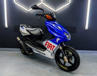 Yamaha Aerox 100 2T Rossi replica - 2