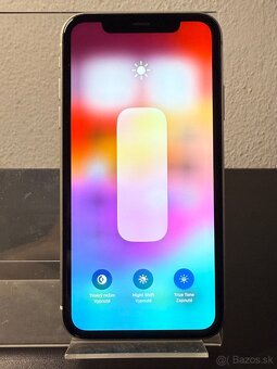 Predám Apple iPhone 11 256GB Silver Bežné známky používania - 2