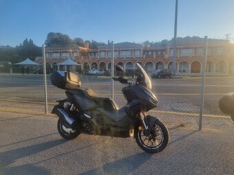 Honda ADV 350 - 2