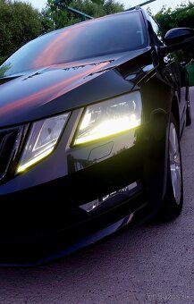 Škoda Octavia combi 3 FL 2017 DSG+FULL LED ACC - 2