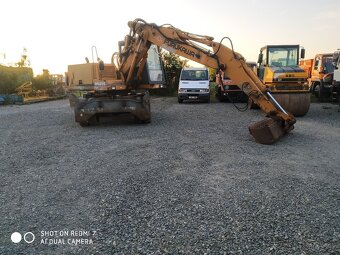 Kolesový bager 14 t plně funkčny - 2