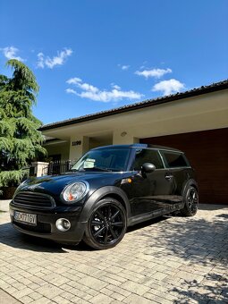 MINI COOPER CLUBMAN ONE R55 - 2
