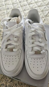 NIKE AIR FORCE1 - 2