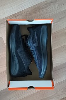 Nike gt hustle academy 44 - 2