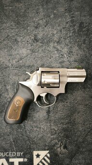 Predám Revolver Ruger GP100 kal.357.mag/38spec. - 2