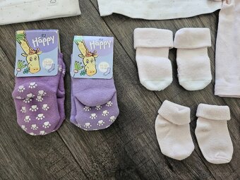 Balíček oblečenia pre dievčatko veľ. 56 - 2