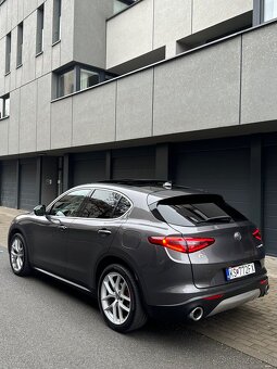 Alfa Romeo Stelvio Q4 - 2