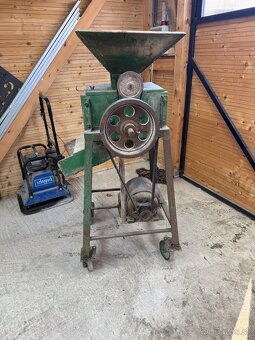 Predám Šrotovník - 2