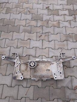 Predam nápravnicu Volkswagen golf 5 - 2