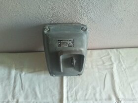 Motorový istič J7K - 2