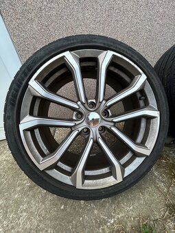 Sada pneumatik s elektrónmi - 2