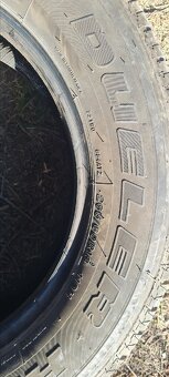 Predám pneumatiky bridgestone 265/60r18 - 2