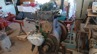 Motor zetor 25 - 2