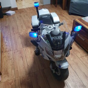 Detská Elektricka policajná motorka BMW - 2