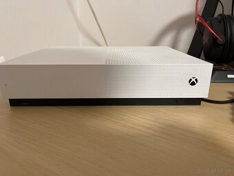 Xbox one s - 2