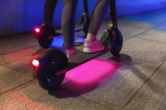 Kobežka Ninebot by Segway KickScooter E25E NOVÁ - 2