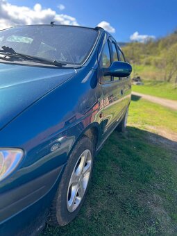 Renault Megane Scenic 1.6 V - 2