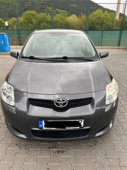 Toyota Auris - 2