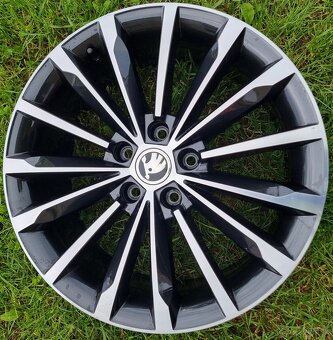 Predám originál kolesá Škoda TRINITY r18 - 2