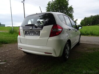 Honda Jazz, 1.2 i-VTEC 66kW 1x majitel servis jen Honda - 2