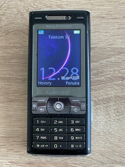 Sony Ericsson K800i č.2 - 2