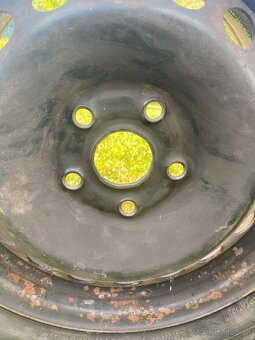 Zimne pneu 195/65/15 - 2