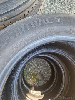 Predám Letné Pneu 205/55 R15 - 2