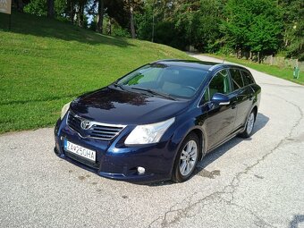 Toyota Avensis combi 2,0 D-4D - 2
