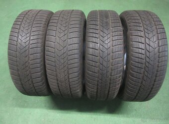 R18 Zimná sada ALUTEC rozteč 5x112 215/50R18 T-roc, Karoq - 2