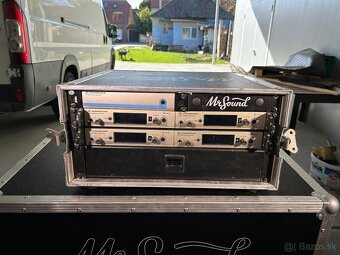 4-Port Sennheiser + mikrofóny a bodypacky Sennheiser - 2