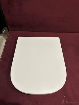 záchodová doska hranatá. - 2