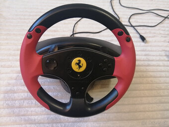Predám Ferrari Red Legend Edition Thrustmaster. - 2
