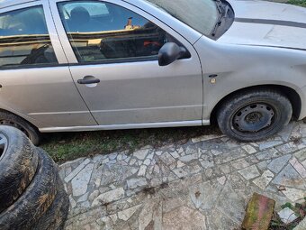 Skoda fabia 1.4 mpi - 2