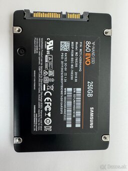SSD 256Gb, hard disk 1TB, hdd 3TB - 2