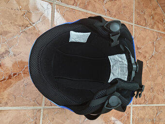 nova lyžiarska prilba xs Brugi - 2