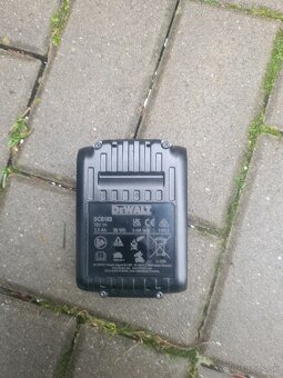 Bateria aku dewalt 18v 2ah - 2