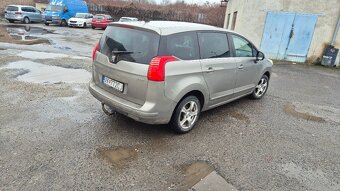 Peugeot 5008 - 2