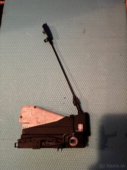 Zámok dverí Sharan 2002 - 2