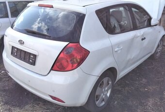 KIA CEED 1.4 2008 predám MOTOR G4FA, piate DVERE, - 2
