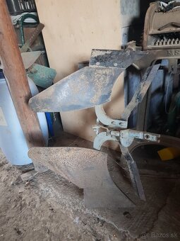 Predám obracak pluh na za agzat - 2