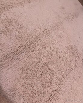 Koberec svetloruzovy - 2