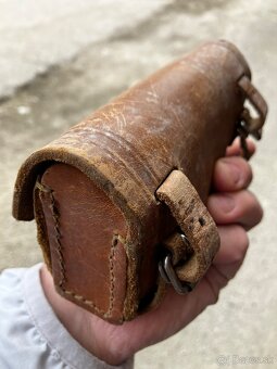 Kožená kapsička na bicyklové náradie - 2