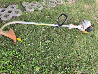 Krovinores Stihl FS-45 - 2