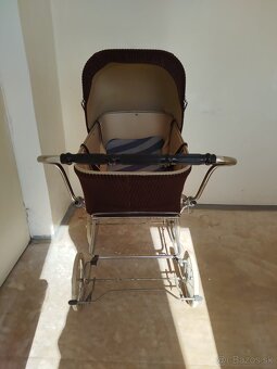 Retro kočík 1 zľava - 2