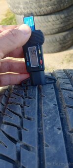 2x Letní pneu Kumho 245/70 R16 - 2