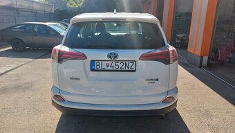 Predám Toyota RAV4 4x4 .2017 rok. - 2