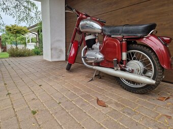 Jawa 250 typ 559 rv 67 platne doklady biele spz - 2