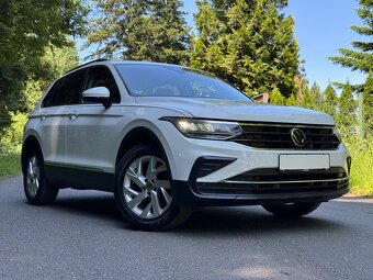 Volkswagen Tiguan Life 2.0 TDI EVO DSG 4MOTION - 2