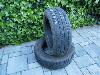 Predám 2x celoročné ako nové pneu TOYO 205/65 R15 95T - 2