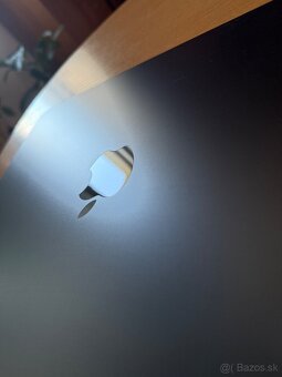 MacBook Air 13" M2 SK 2022 Polnočný - 2